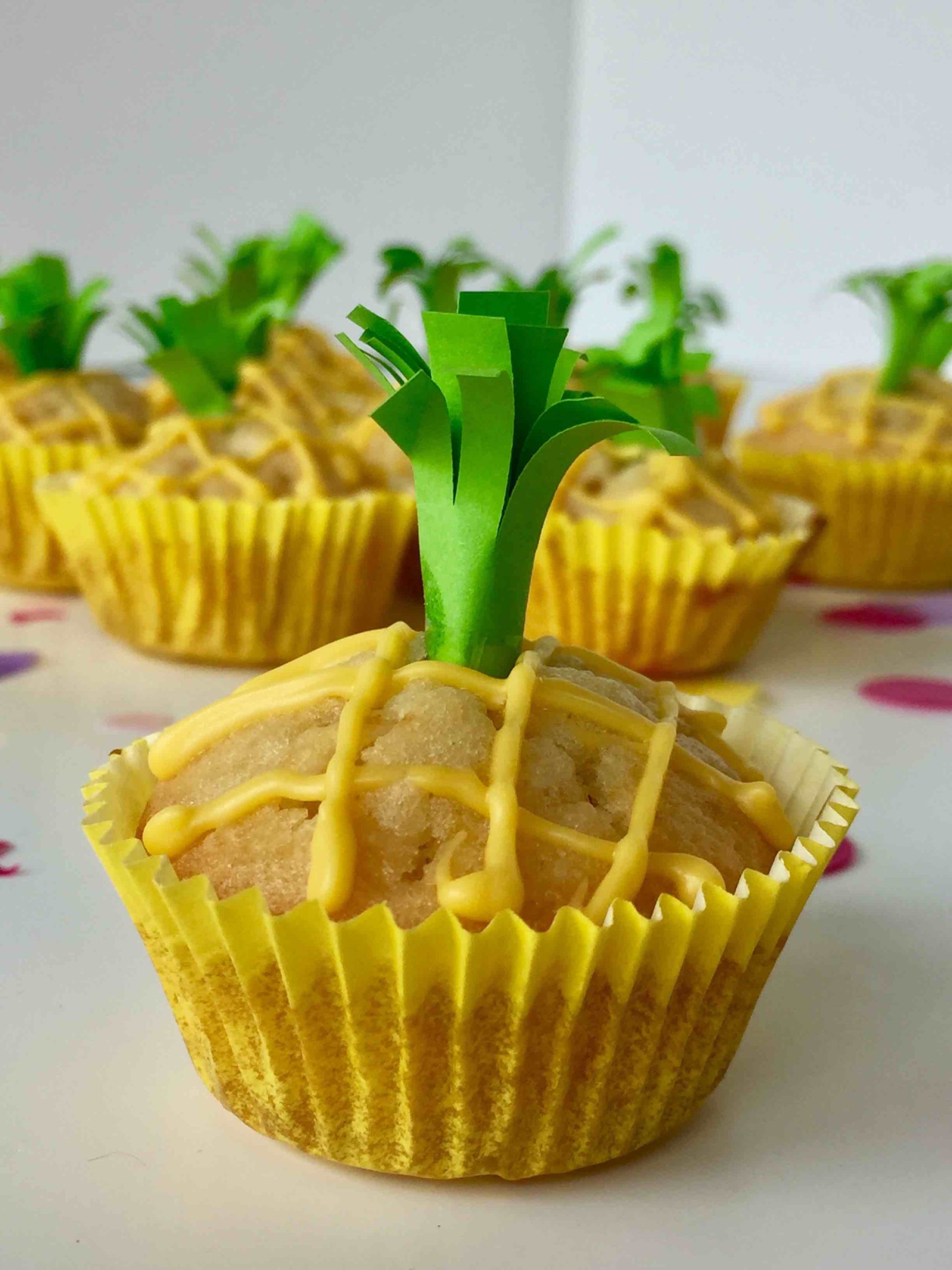 Ein Sommertraum: Ananas-Kokos Mini Muffins (Becherkuchen) - Backen mit ...
