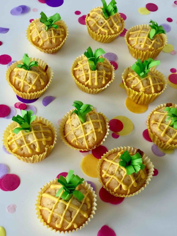 Ein Sommertraum: Ananas-Kokos Mini Muffins (Becherkuchen) - Backen mit ...