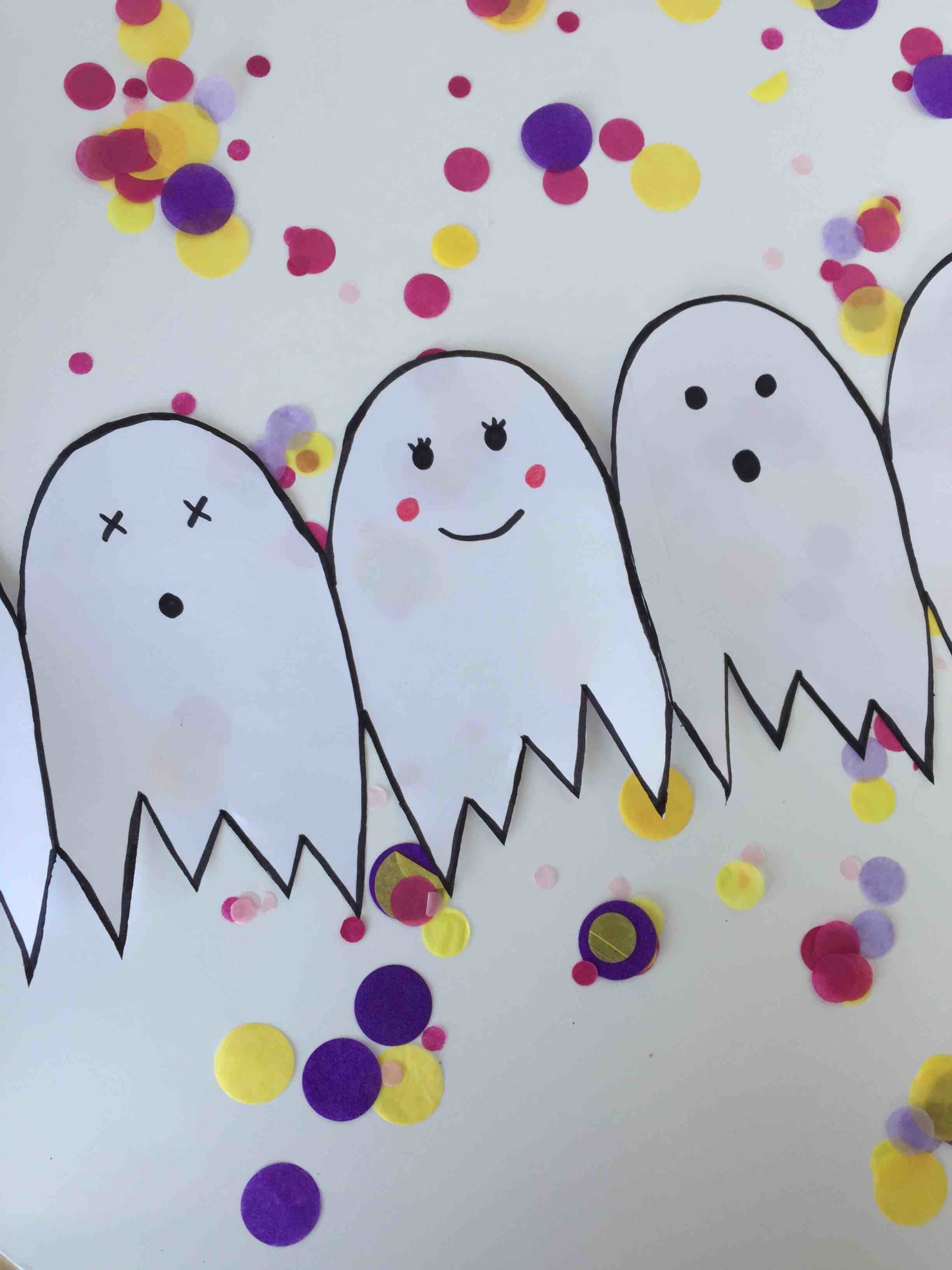 Die kinderleichte DIY Halloween Geistergirlande