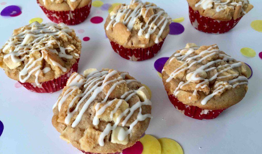 Diese köstlichen Spekulatius-Muffins mit Crunch sind perfekt für das Backen mit Kindern.
