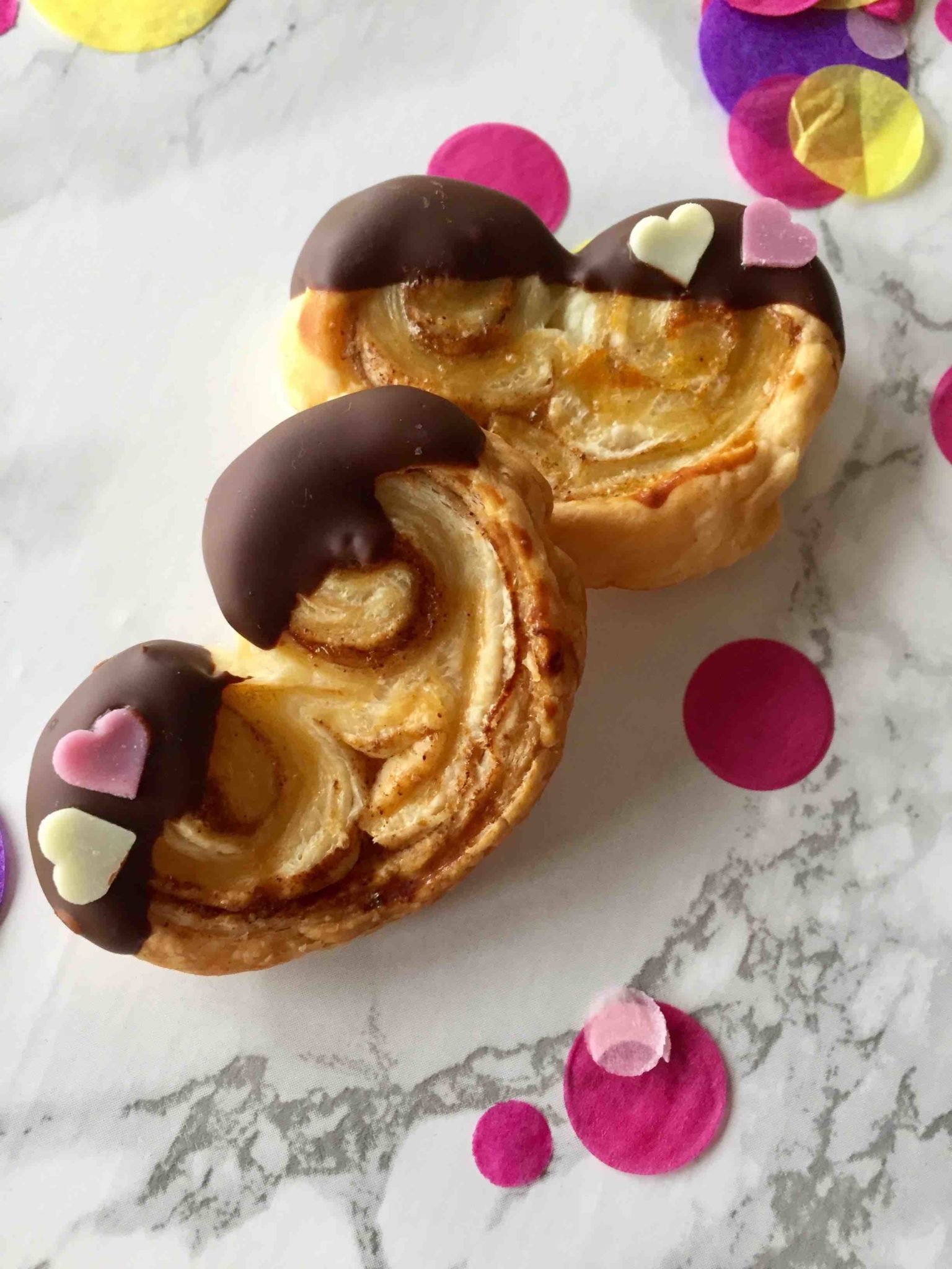 Mini-Schweineöhrchen in 30 Minuten - Backen mit Minis Mini-Schweineöhrchen in 30 Minuten - Backen mit Minis