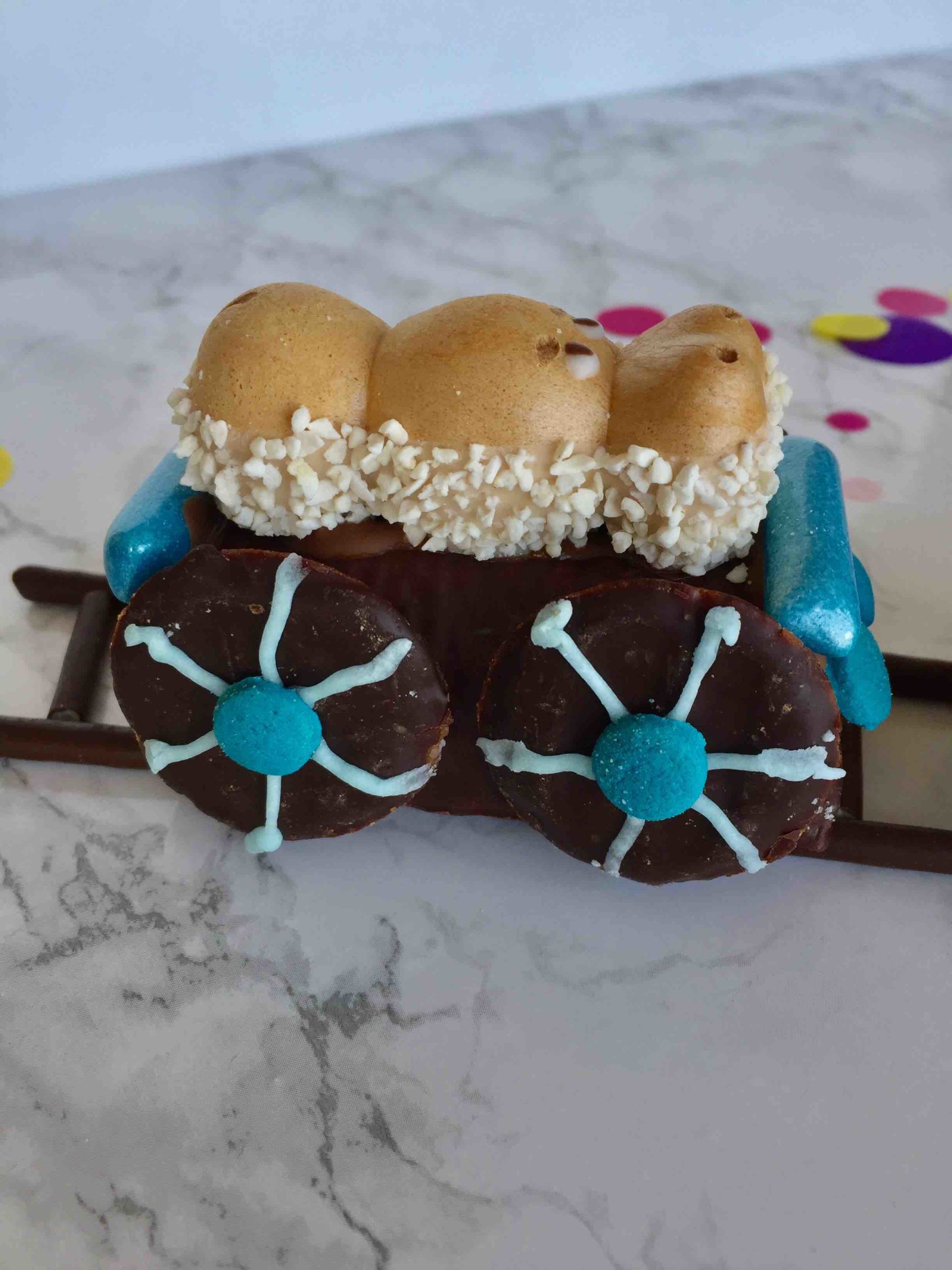 Tierischer Eisenbahnkuchen - der essbare Geburtstagszug - Backen mit Minis