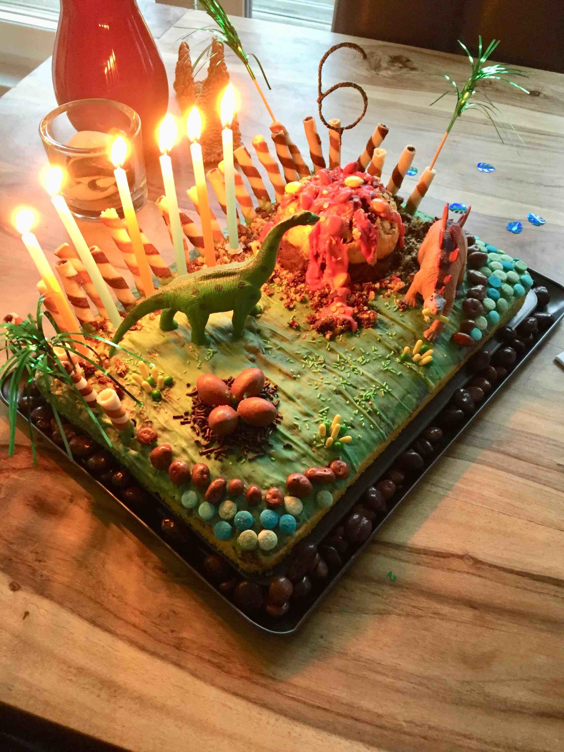 Kinderleichter Dinokuchen für den Dino-Geburtstag