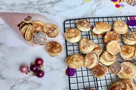 Süßes Weihnachtsmarktessen - kleine Pfannkuchen aus Hefeteig: Poffertjes