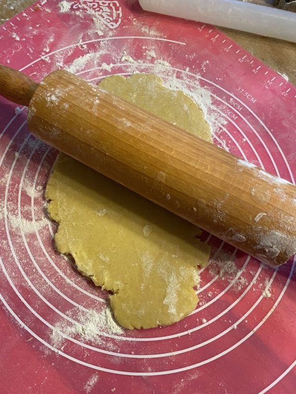 Vanillige Schneemann-Plätzchen - Backen mit Minis