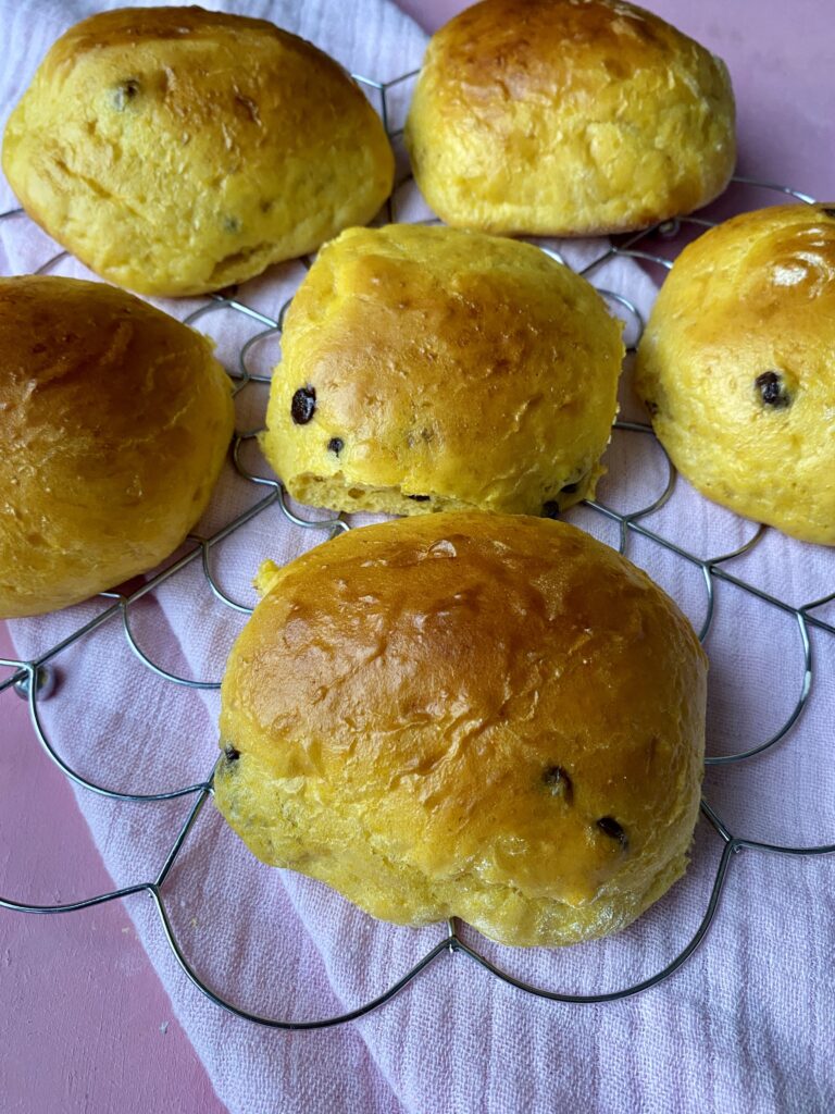 Kürbis-Schokobrötchen - köstliche Frühstücksbrötchen im Herbst