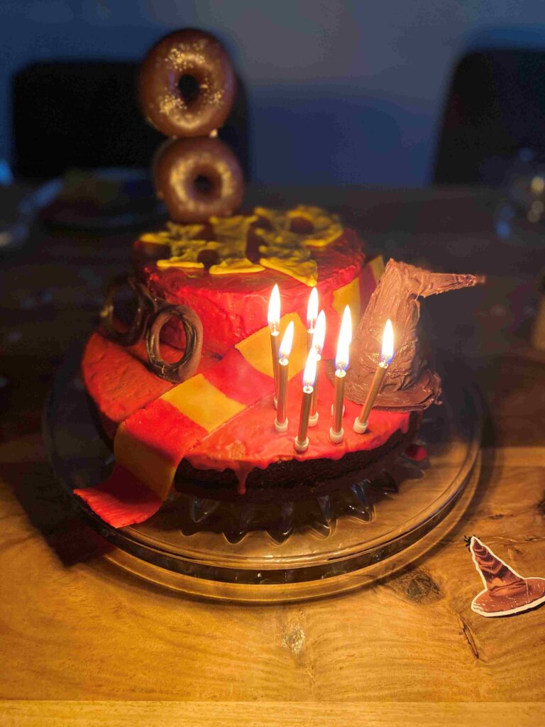 Harry Potter Geburtstag - Partysnacks, Partyspiele und Dekoration für deine Harry Potter Party