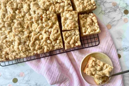 Butterstreuselkuchen wie von Oma - der einfache Streuselkuchen mit Mirabellen