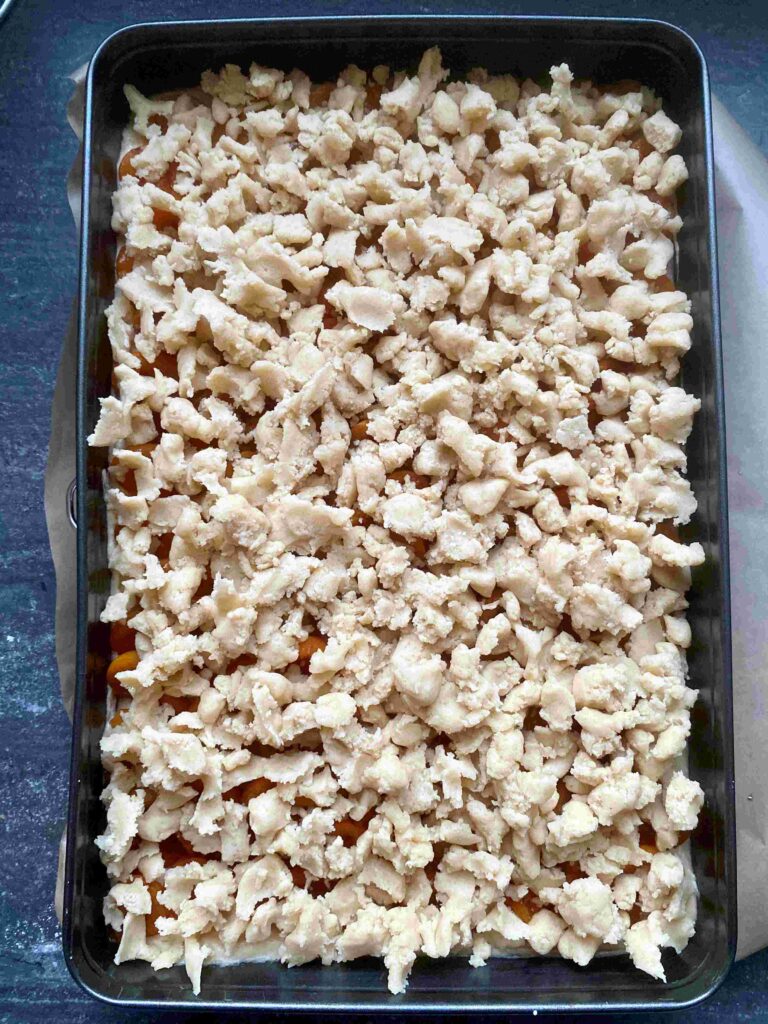 Butterstreuselkuchen wie von Oma - der einfache Streuselkuchen mit Mirabellen