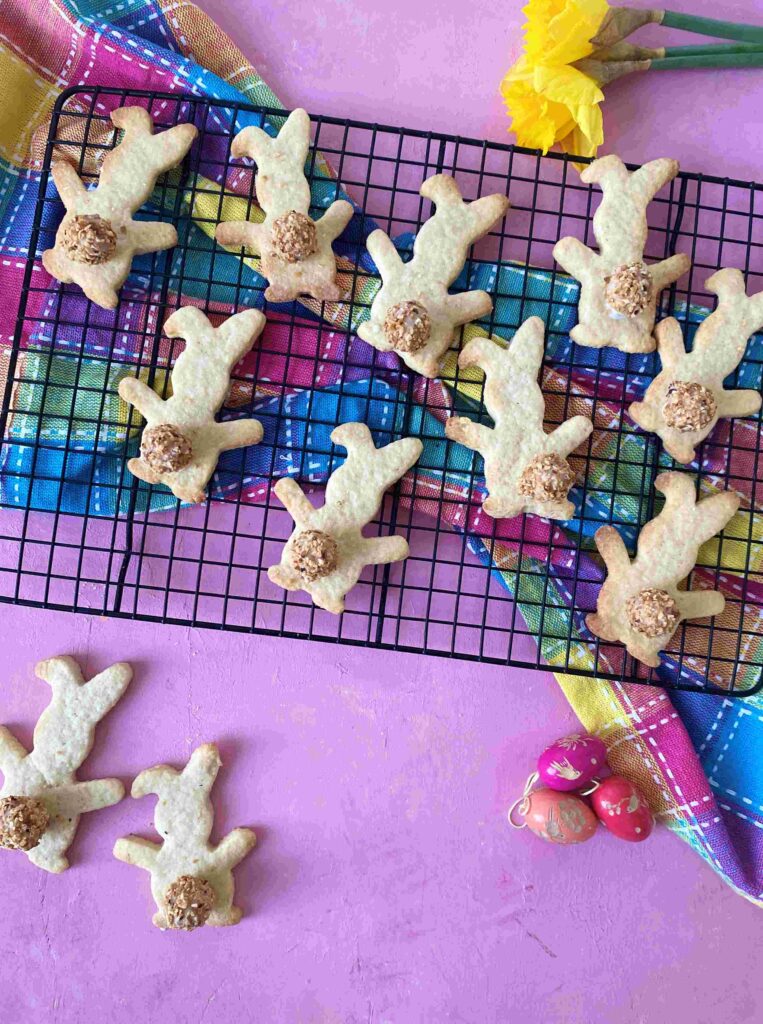 Knusprige Osterplätzchen - Süße Knusperhäschen