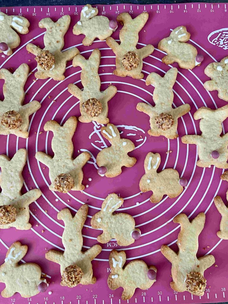 Knusprige Osterplätzchen - Süße Knusperhäschen