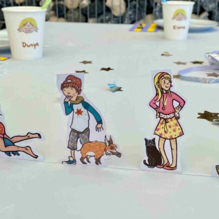 Tischdeko für die Schule der magischen Tiere Party