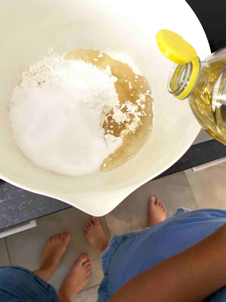 Das einfache Rezept für die Feigen-Walnuss-Tarte ist perfekt für das Backen mit Kindern.