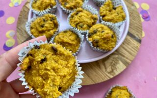 Proteinreiche Schoko-Kürbismuffins mit Quark und Haferflocken