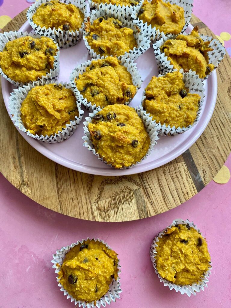 Proteinreiche Schoko-Kürbismuffins mit Quark und Haferflocken