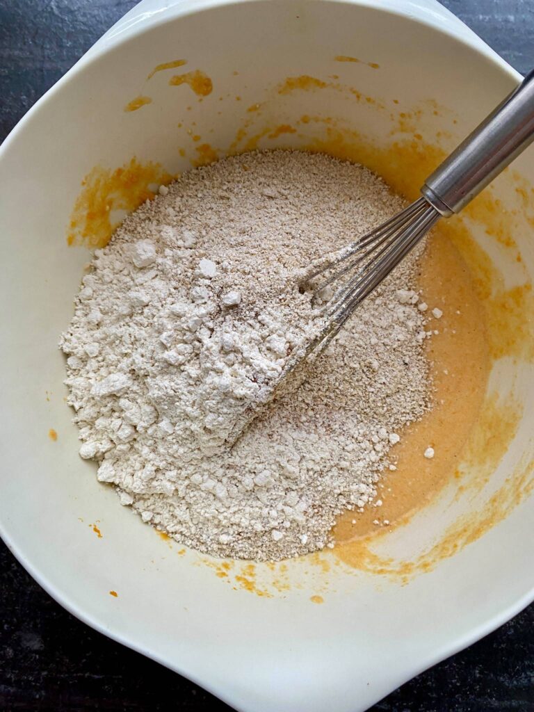 Proteinreiche Schoko-Kürbismuffins mit Quark und Haferflocken