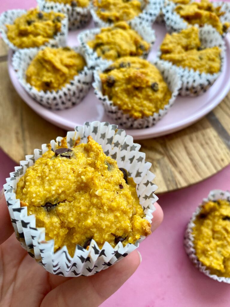 Proteinreiche Schoko-Kürbismuffins mit Quark und Haferflocken